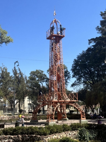 bolívíjská Torre Eiffel