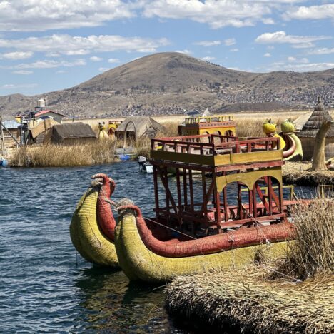 Titicaca: Islas Uros, 8/23, Peru